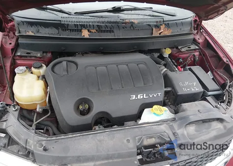 2011 Dodge Journey Lux z USA, uszkodzony, nr VIN 3D4PH9FG5BT511342